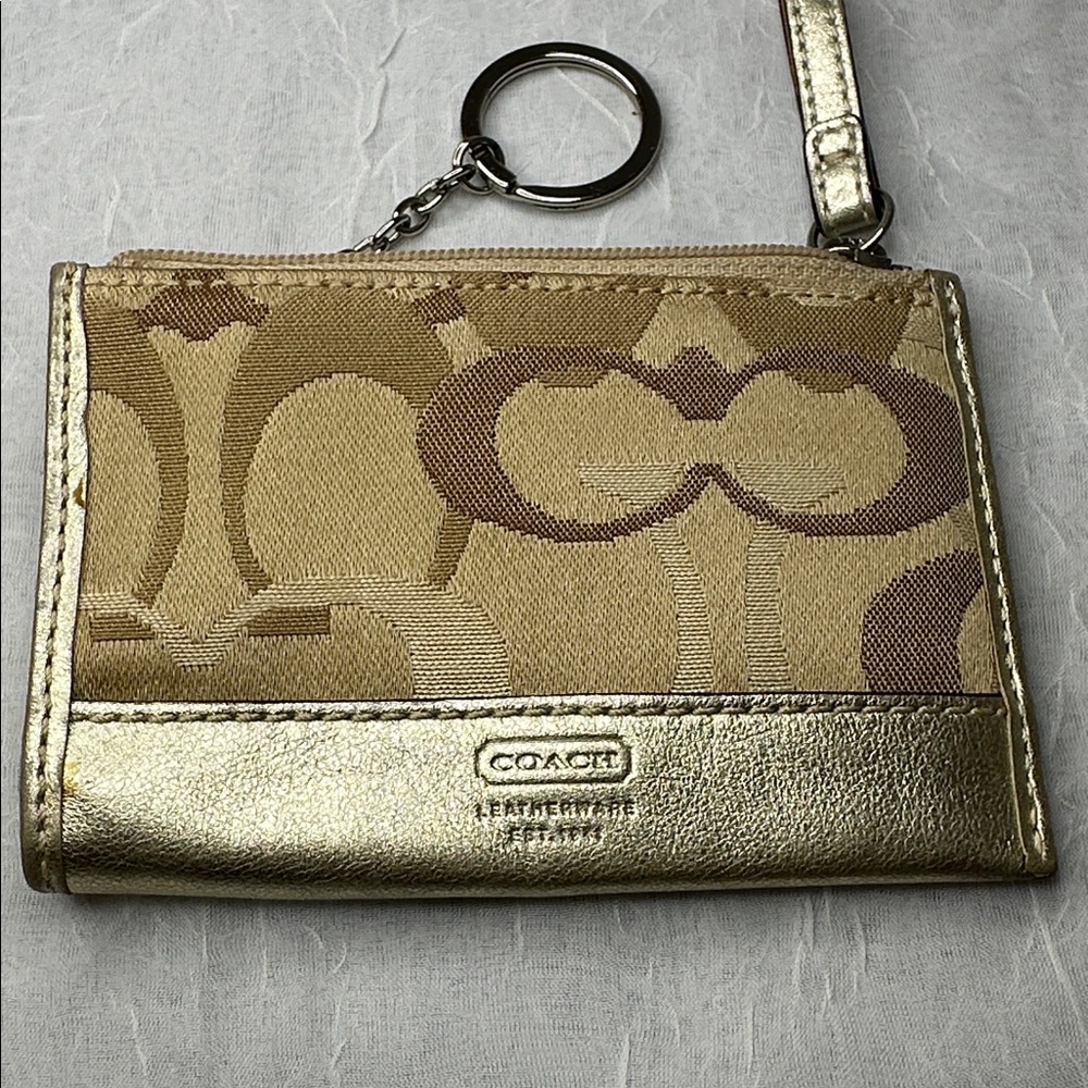 Coach Metallic Gold and Tan Signature
Cardholder Charm